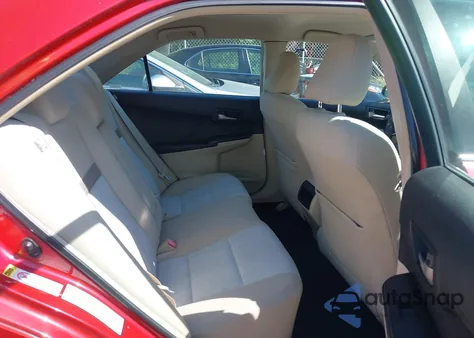 2012 Toyota Camry Le z USA, uszkodzony, nr VIN 4T1BF1FK2CU526595